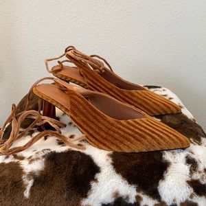 ASOS DESIGN wide fit tie leg mid heels in tan 👡